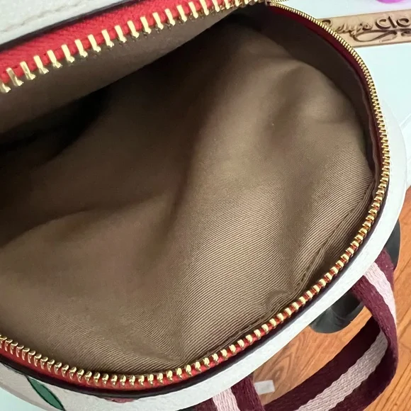 Coach Court Backpack With Heart Cherry Print - Picture 2 of 10